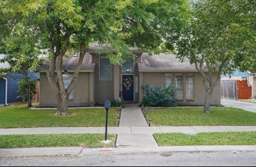 7018 Powderhorn Ct, Corpus Christi, TX, 78413-4310 | Card Image