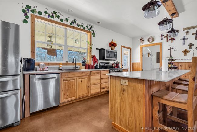 300 Nw 6 Th St, House other with 3 bedrooms, 2 bathrooms and null parking in Kingston OK | Image 19