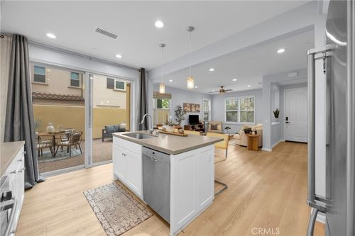 188 Excursion, Irvine, CA, 92618-0819 | Card Image