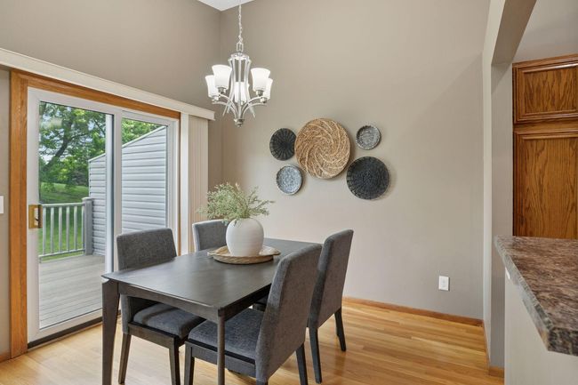 6160 Creek View Rdg, Townhouse with 3 bedrooms, 2 bathrooms and null parking in Minnetonka MN | Image 11