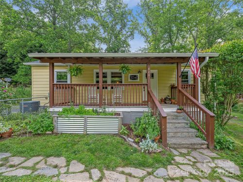 820 Azalea Ave, Black Mountain, NC, 28711-2908 | Card Image