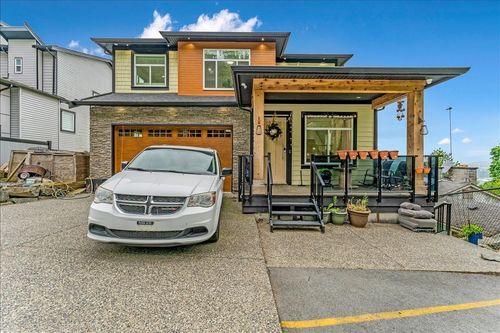 8235 Harvest Pl, Chilliwack, BC, V4Z0E4 | Card Image