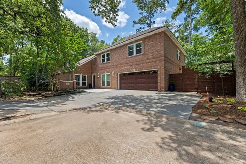 17 Buttonbush Ct, The Woodlands, TX, 77380-0924 | Card Image