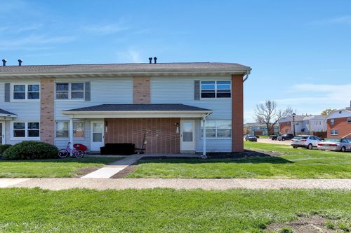 219 Buckeye Cir, Columbus, OH, 43217-1072 | Card Image