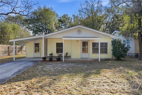 3308 Helen St, Savannah, GA, 31404-4921 | Card Image