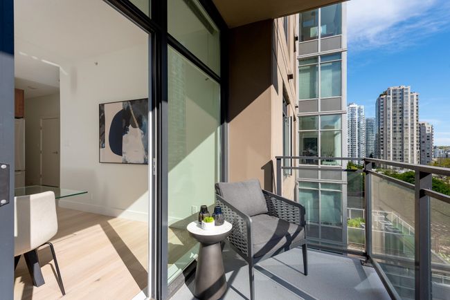 701 - 888 Homer Street, Condo with 2 bedrooms, 2 bathrooms and 1 parking in Vancouver BC | Image 18