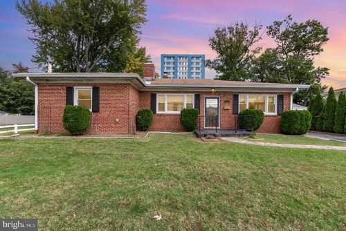 117 N Marlyn Ave, ESSEX, MD, 21221-3511 | Card Image