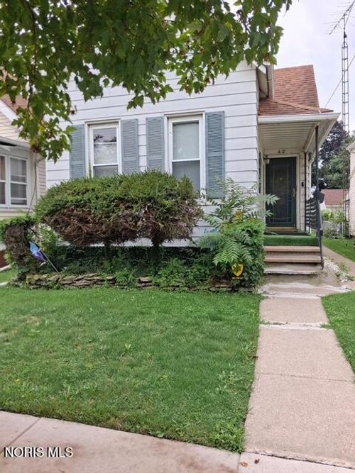 42 E Central Avenue, Toledo, OH, 43608 | Card Image