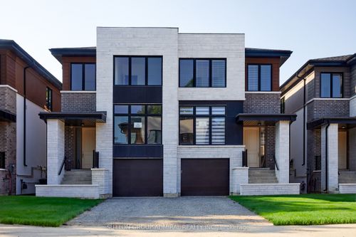 18 Direzze Crt, Richmond Hill, ON, L4C5T8 | Card Image