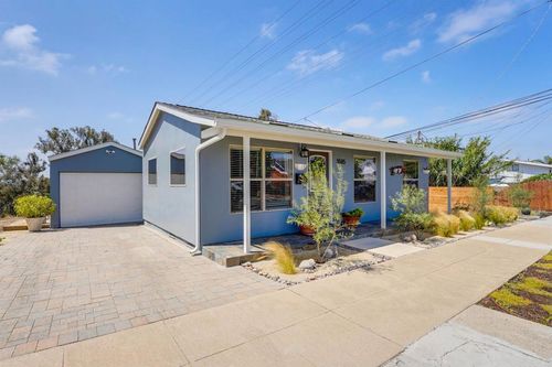 3585 Redwood St, San Diego, CA, 92104-4847 | Card Image