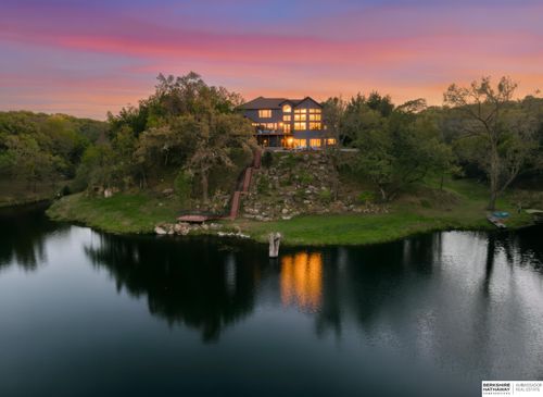 19910 White Tail Ln, Louisville, NE, 68037-3338 | Card Image