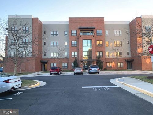 apt-111-8970 Fascination Ct, LORTON, VA, 22079-5715 | Card Image