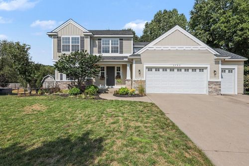5793 Jamail Dr, Belmont, MI, 49306-8867 | Card Image