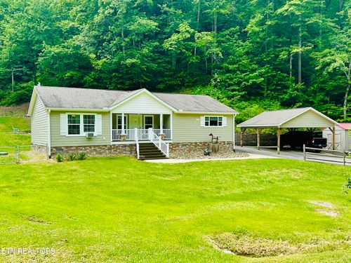 3846 Knight Hollow Rd, Sevierville, TN, 37876-6733 | Card Image