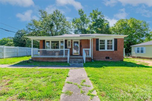 1101 Oakwood Ave, Kannapolis, NC, 28081-5329 | Card Image