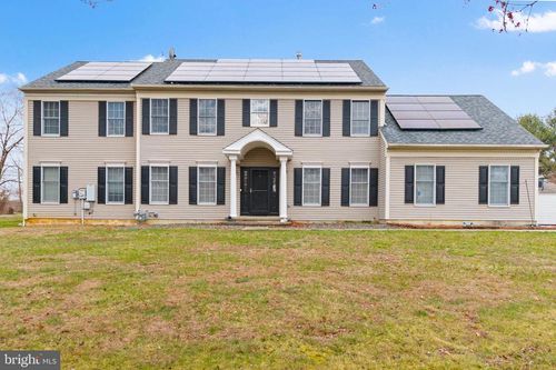 218 Heritage Dr, Columbus, NJ, 08022-1304 | Card Image