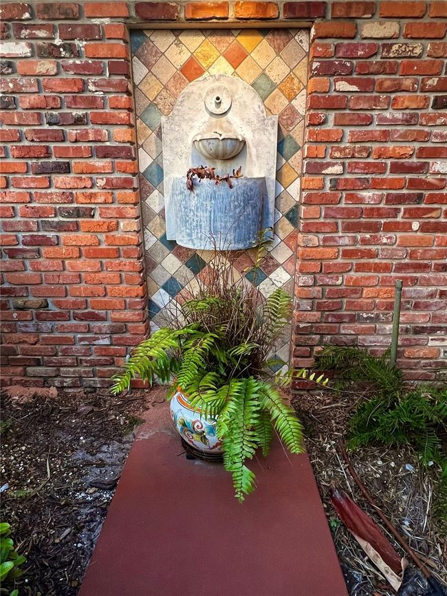 530 59 Th Ave, House other with 2 bedrooms, 2 bathrooms and null parking in ST PETE BEACH FL | Image 6