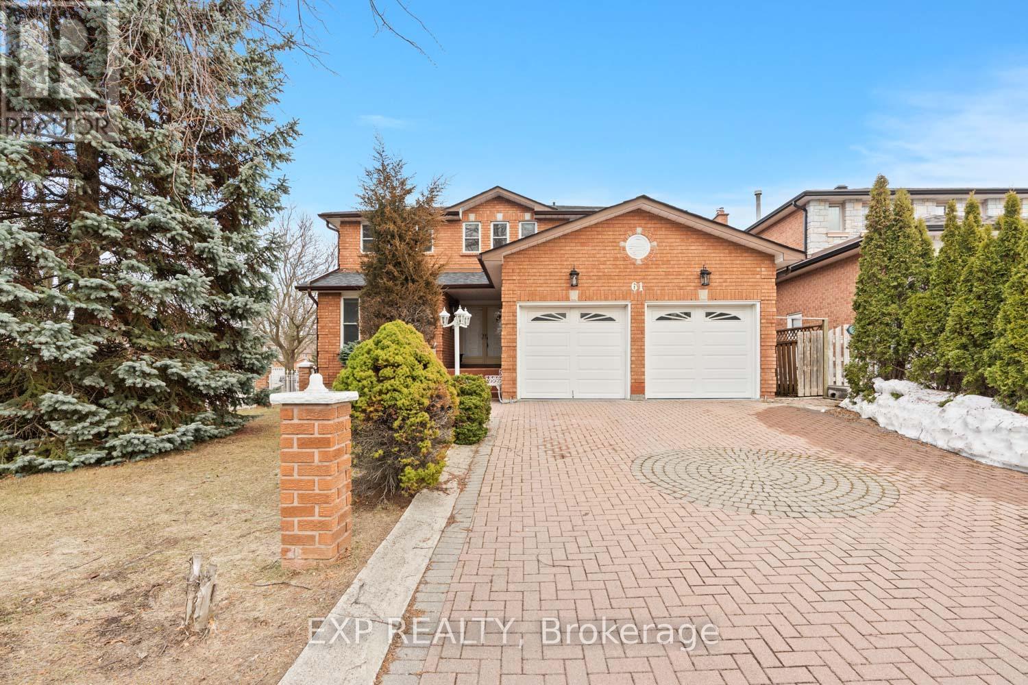 Residential Lease in Markham (Village Green-South Unionville)