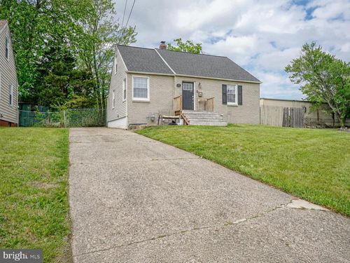 35 Saint Charles Pl, RUNNEMEDE, NJ, 08078-1843 | Card Image