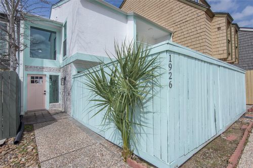 1926 Clipper Court, Willis, TX, 77318 | Card Image