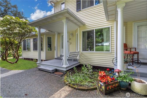 262-143 S 327th Pl, Federal Way, WA, 98003-5793 | Card Image