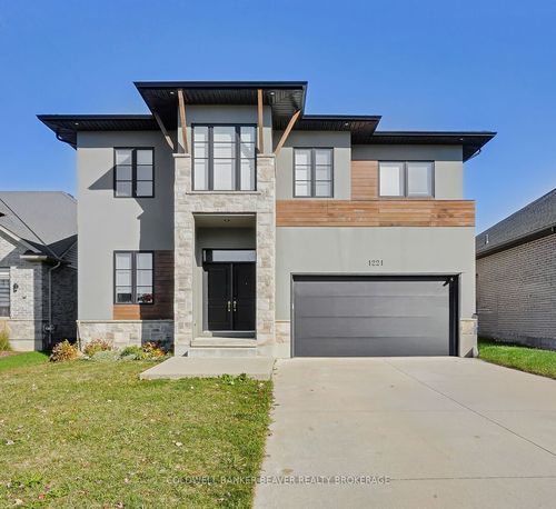 1221 Eagletrace Crt, London, ON, N6G0K8 | Card Image