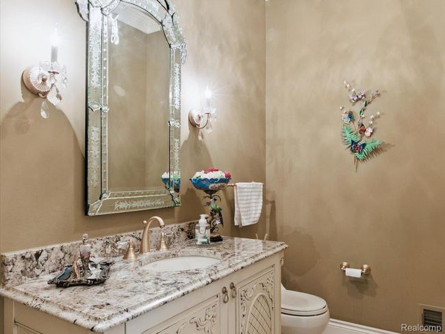 027-4326 Gratiot Ave (27).jpg | Image 6