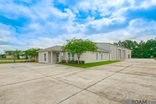 9164 Comar Dr, Walker, LA, 70785-7007 | Card Image