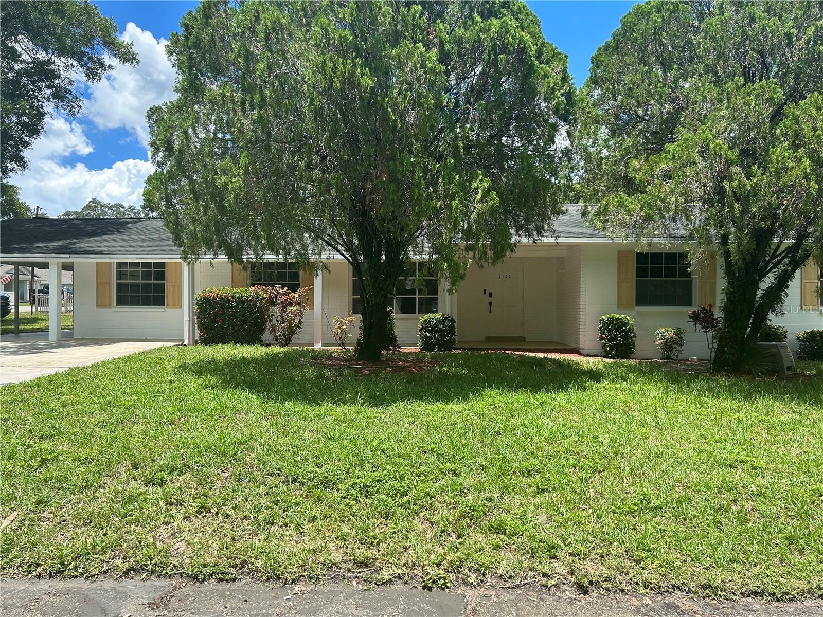 Knollwood St, Tampa, FL 33610