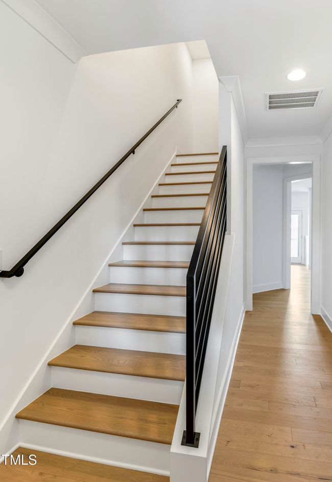 Wimb interior - stairs | Image 16