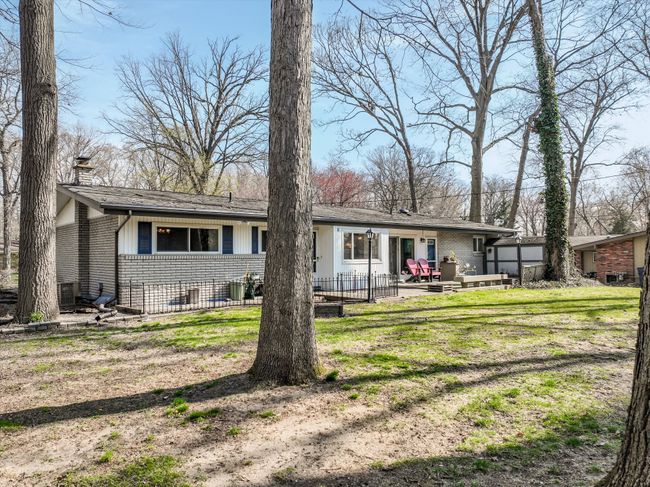 Large .45 acre lot | Image 34