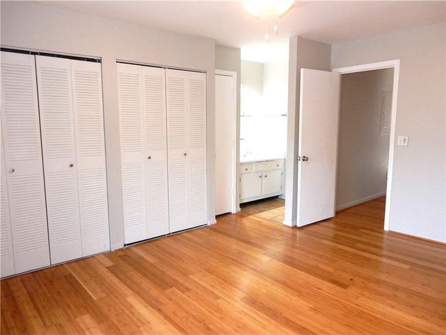2058 Powers Ferry Trce Se, Condo with 2 bedrooms, 3 bathrooms and 2 parking in Marietta GA | Image 11