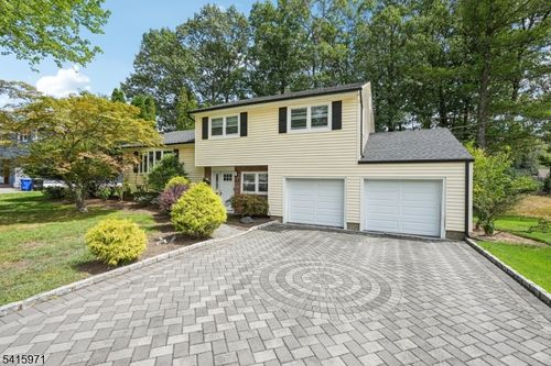 63 Crestmont Rd, West Orange, NJ, 07052-1626 | Card Image