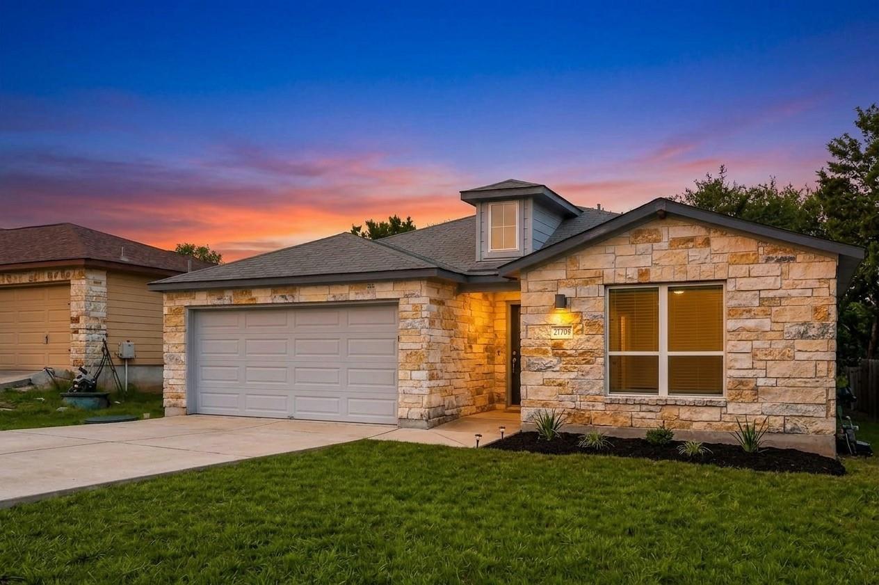 Residential in Lago Vista