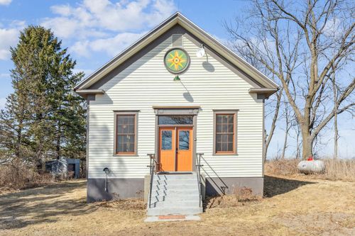 11798 Pleasant Corner Rd, STOCKHOLM, WI, 54769-5515 | Card Image