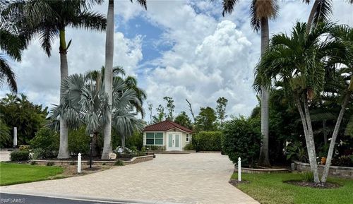 4826 Southern Breeze Dr, NAPLES, FL, 34114-9465 | Card Image