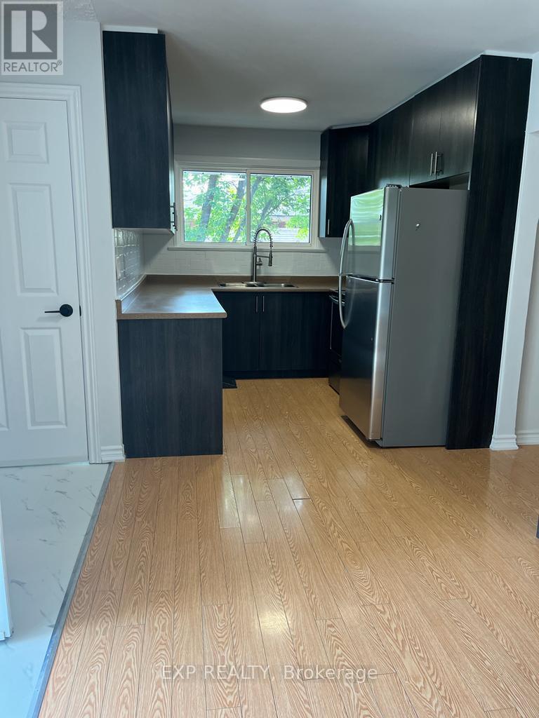 Residential Lease in Mississauga (Streetsville) 3