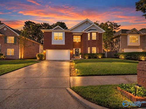 476 Sussex Dr Sw, Huntsville, AL, 35824-1342 | Card Image