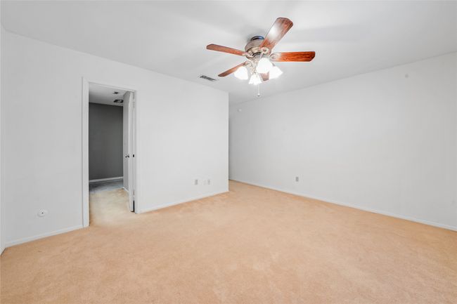 9818 Amberton Pkwy, Townhouse with 3 bedrooms, 3 bathrooms and null parking in Dallas TX | Image 24