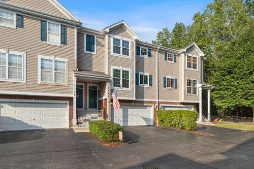 2340 Hudson Cir, Aurora, IL, 60502-7339 | Card Image