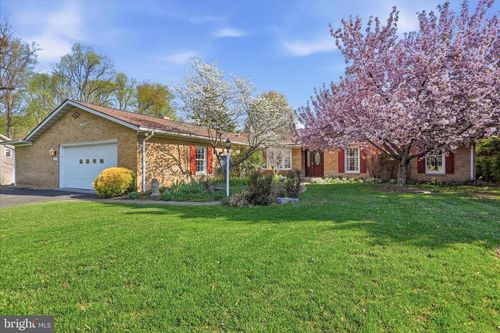 20 Minnick Rd, INWOOD, WV, 25428-5703 | Card Image