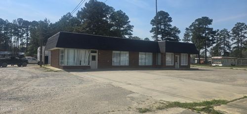 857 W Main St, Murfreesboro, NC, 27855-1513 | Card Image