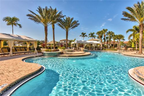 9134 Woodhurst Dr, NAPLES, FL, 34120-5268 | Card Image
