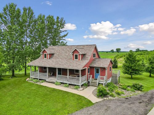 231 155th St, Amery, WI, 54001-2862 | Card Image