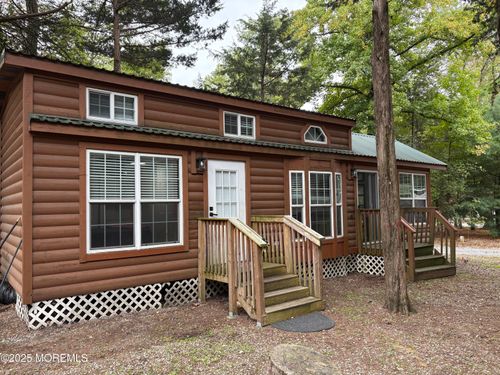 26-724 Monmouth Rd, Cream Ridge, NJ, 08514-1912 | Card Image