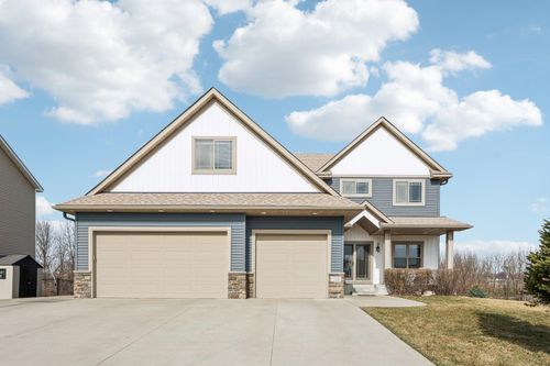 926 Bluff Heights Dr Se, Lonsdale, MN, 55046-3513 | Card Image