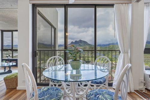 ph8-322 Aoloa St, Kailua, HI, 96734-3041 | Card Image