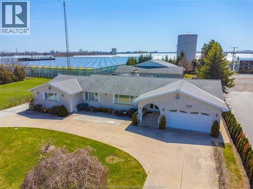 408 Mersea Road 3, Leamington, ON, N8H3V5 | Card Image