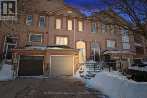 140 Parktree Drive, Vaughan (Maple), ON, L6A2R3 | Card Image