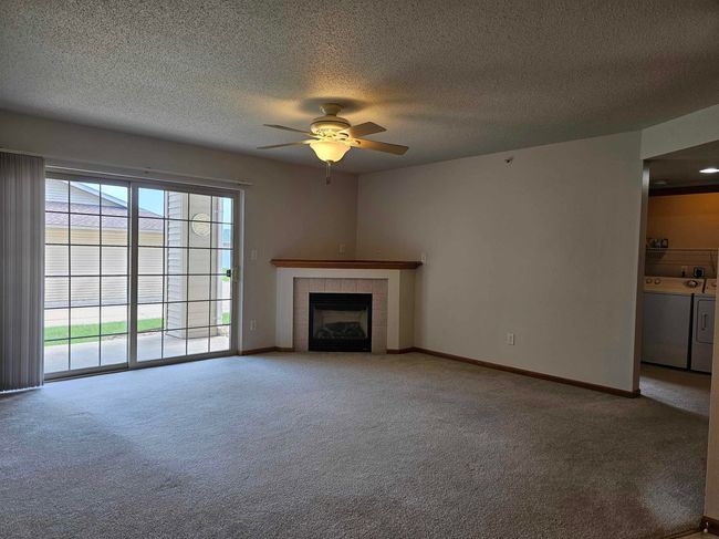 APT-4 - 3649 Pheasant Ln, Condo with 2 bedrooms, 1 bathrooms and null parking in Waterloo IA | Image 6